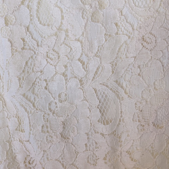 Lace Dress by Tulle - Picture 3 of 14